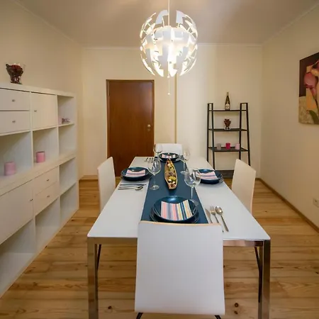 Apartment Mouraria Pearl, Martim Moniz Square Lissabon
