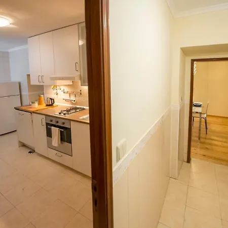 Mouraria Pearl, Martim Moniz Square Apartment